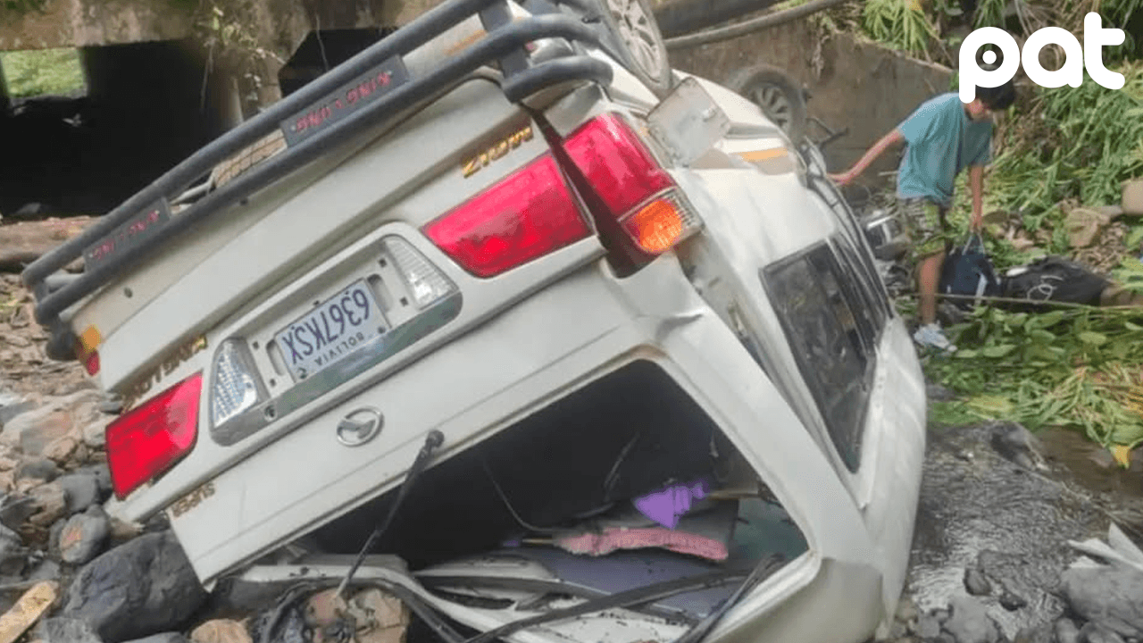 Familia sobrevive tras caer al barranco en El Sillar