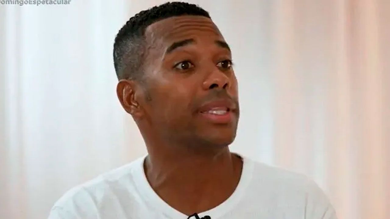 Reducen la pena de cárcel a  Robinho
