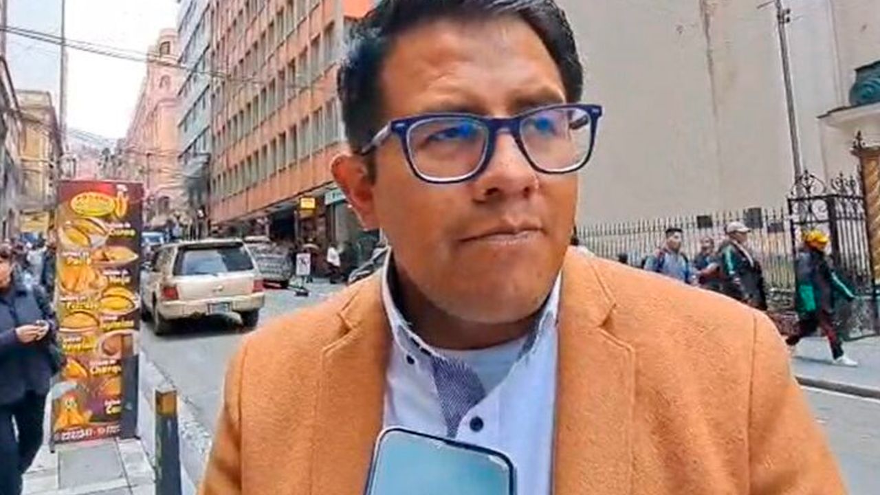 Procesan a coronel por negociado con terrenos policiales