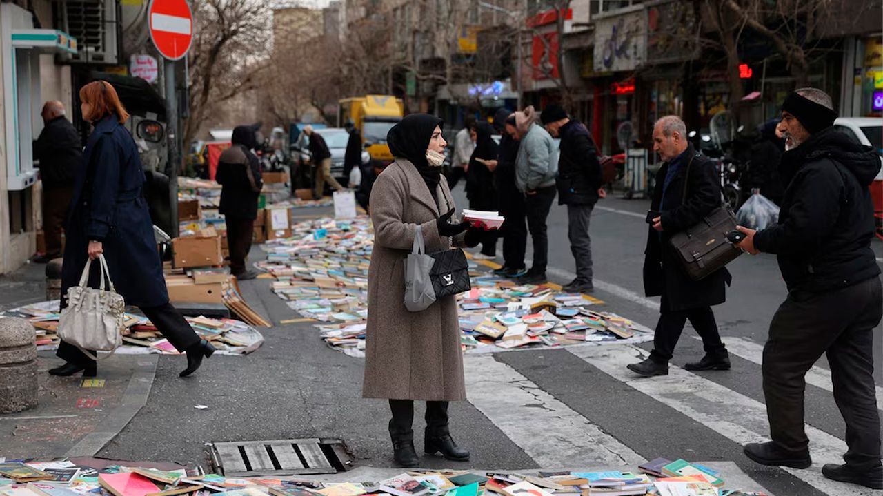 Irán cumple dos semanas de apagón de internet mientras crecen denuncias de represión