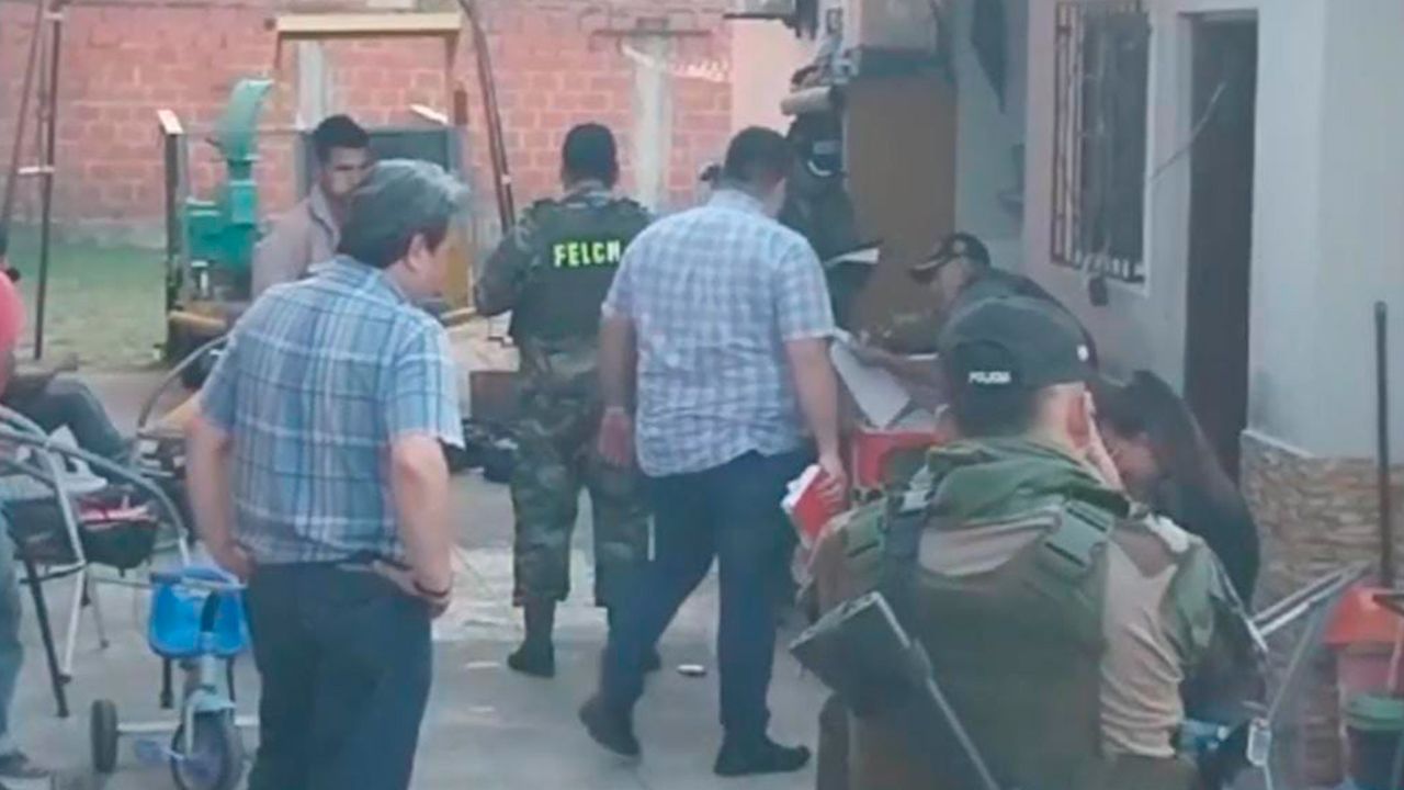 Operativo exitoso en Los Lotes: FELCN detiene a dos individuos y decomisa marihuana y vehículo preparado para el transporte de sustancias ilícitas