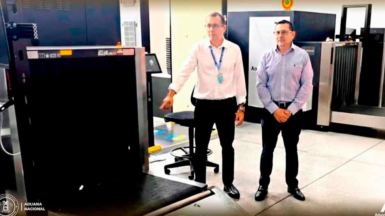 Aduana y Naabol agilizan control de equipaje en Viru Viru
