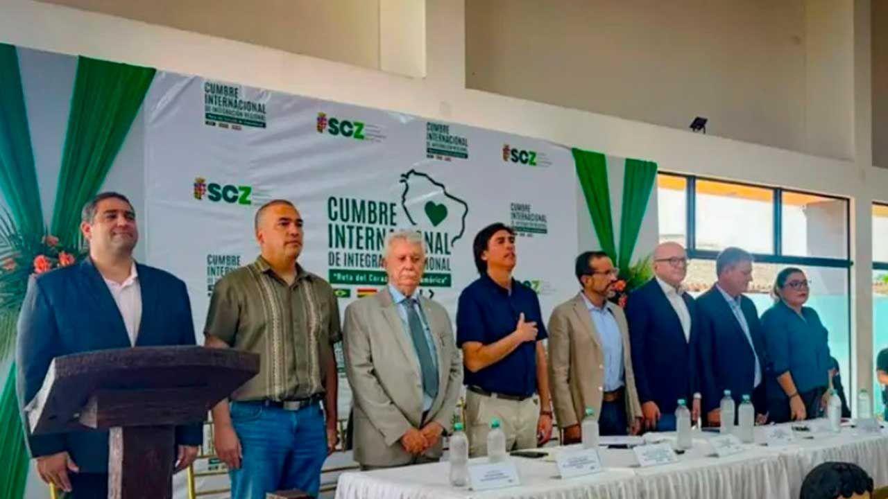 Cumbre en San Ignacio impulsa corredor bioceánico entre Bolivia Brasil Paraguay