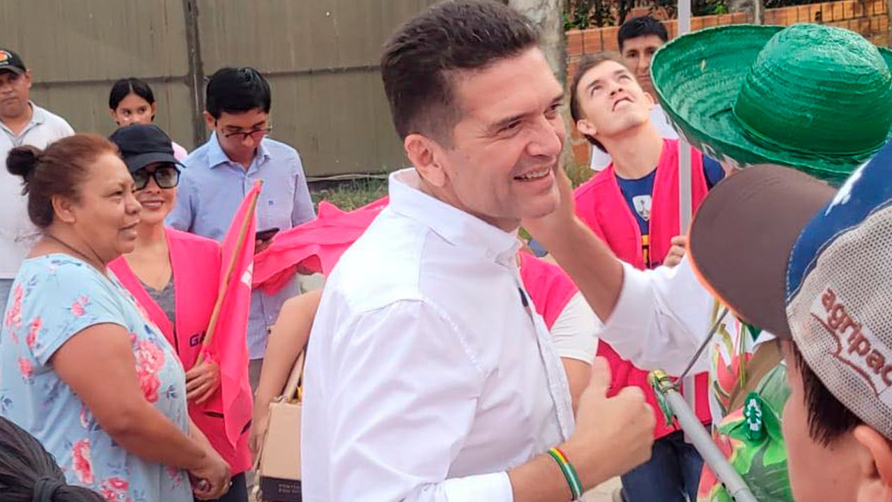 Gary Añez anuncia reemplazo de candidata