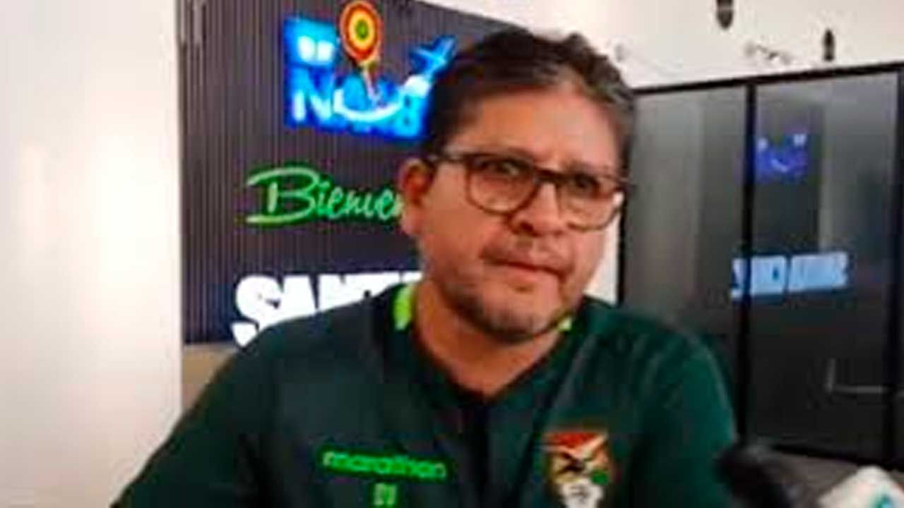 Villegas ofrece disculpas a Santa Cruz tras polémica frase por el apoyo a la selección
