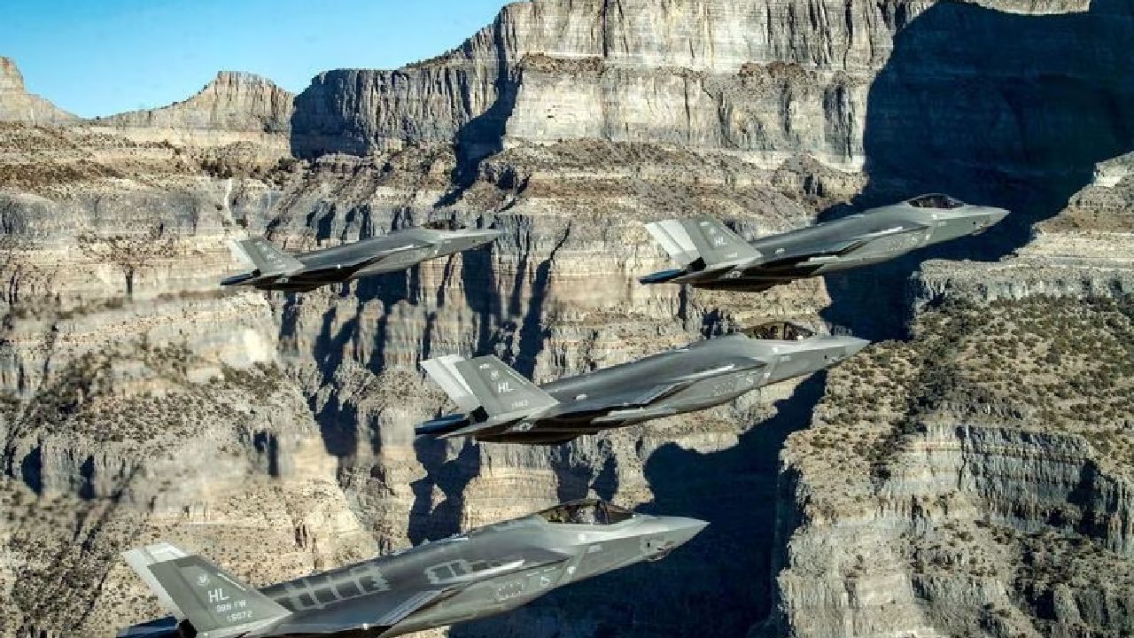 Fenómenos Inusuales Observados por Pilotos en Bases de Entrenamiento Militar de EE. UU