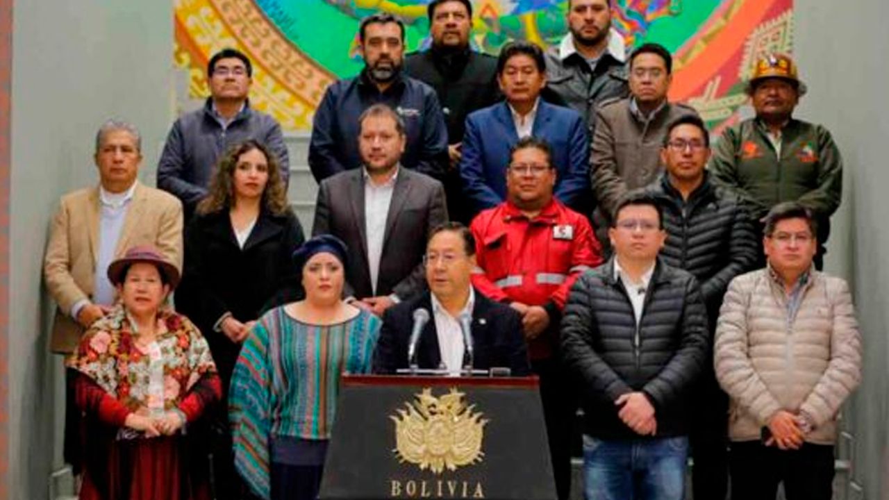 Diputados amplían tres meses el arraigo de exautoridades