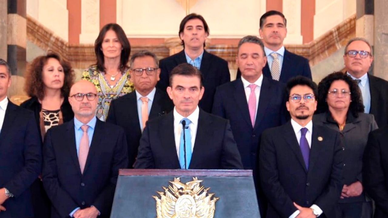 Gobierno reúne ministros para agilizar gestión pública