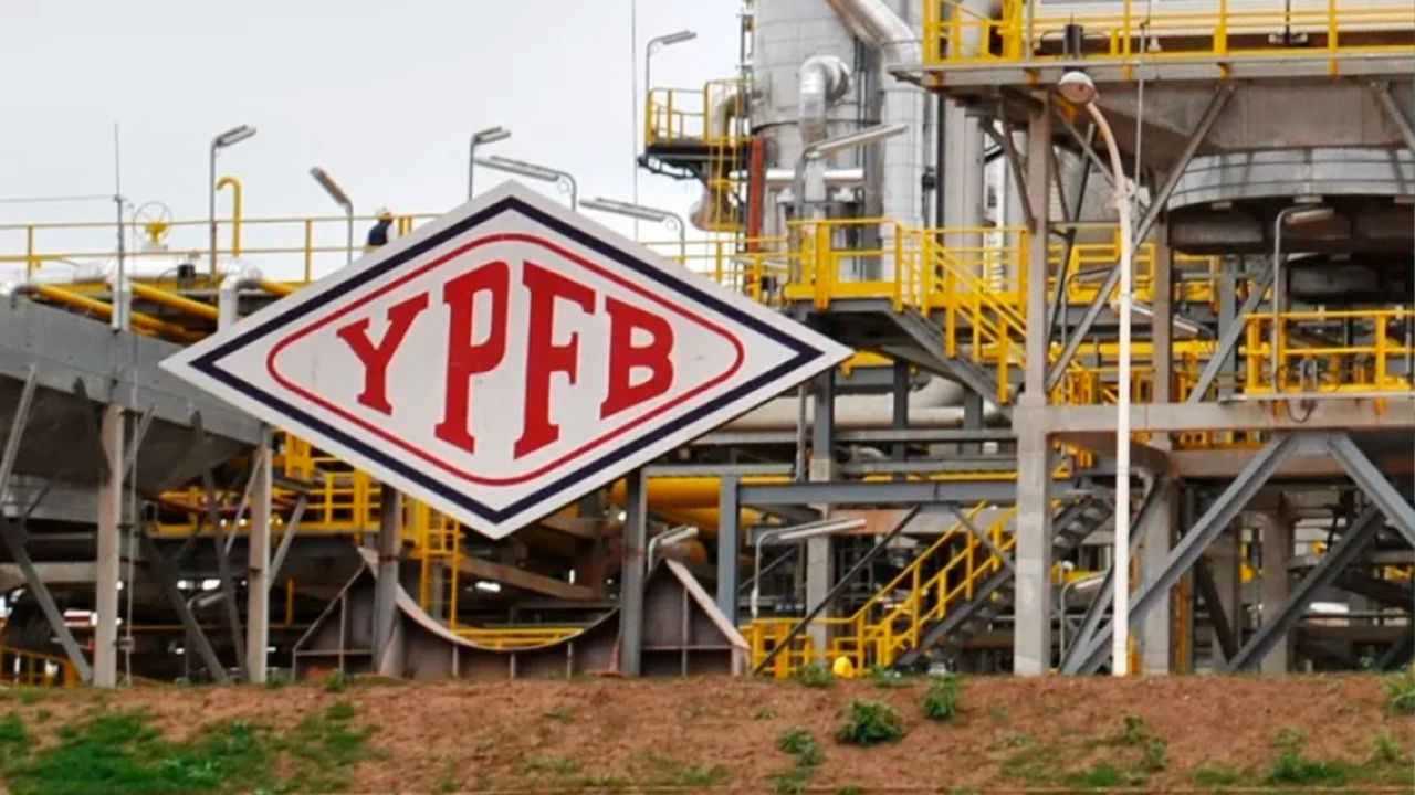 YPFB no adjudicó el servicio para la provisión de inspección de calidad de hidrocarburos importados 