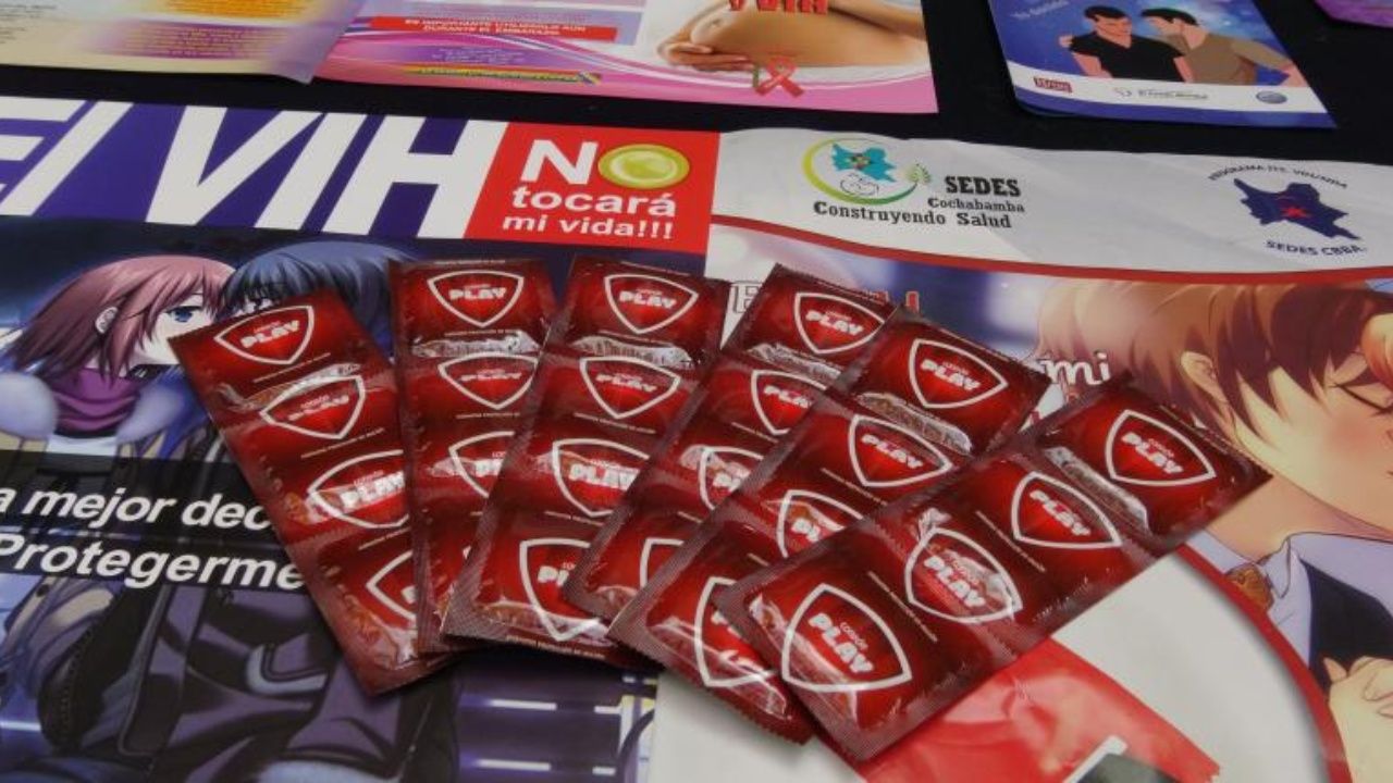Sedes insta a evitar conductas de riesgo contra el VIH/sida en Urkupiña