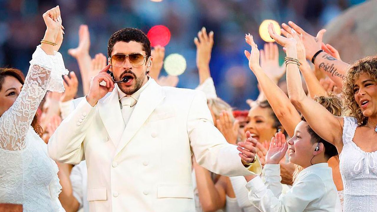 Bad Bunny reivindica identidad latina en el Super Bowl