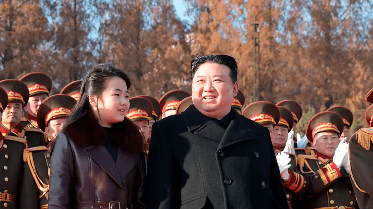 Seúl afirma que Kim Jong Un consolida a su hija como posible heredera 