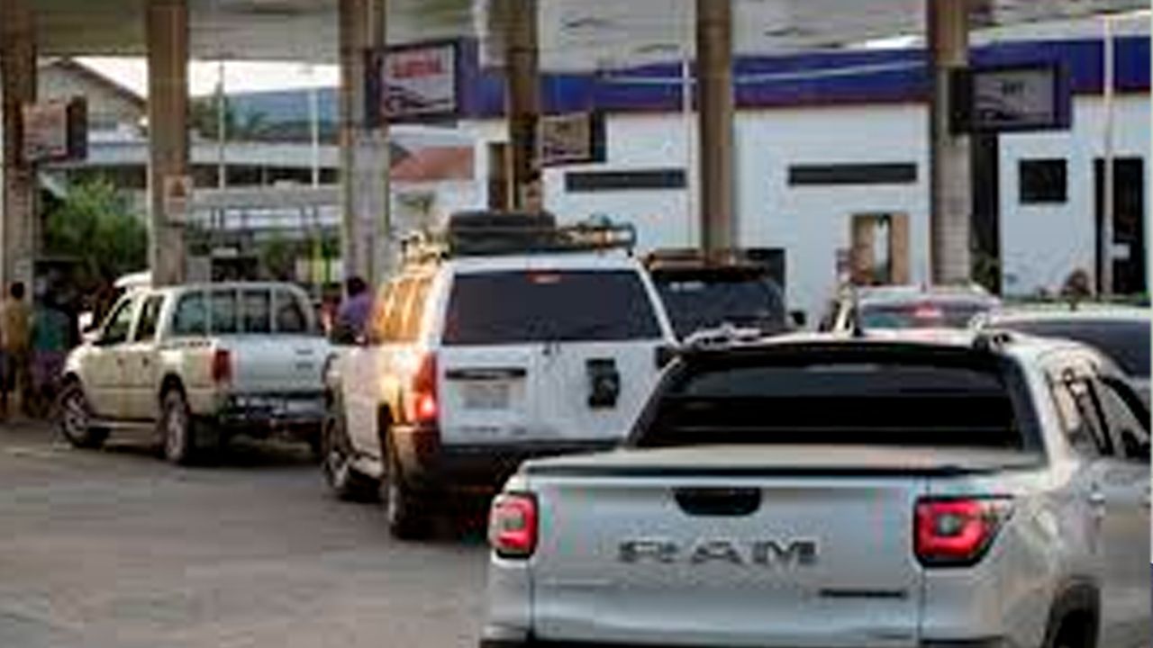 Transporte público, en la primera  línea para acceder al seguro por  gasolina “desestabilizada”