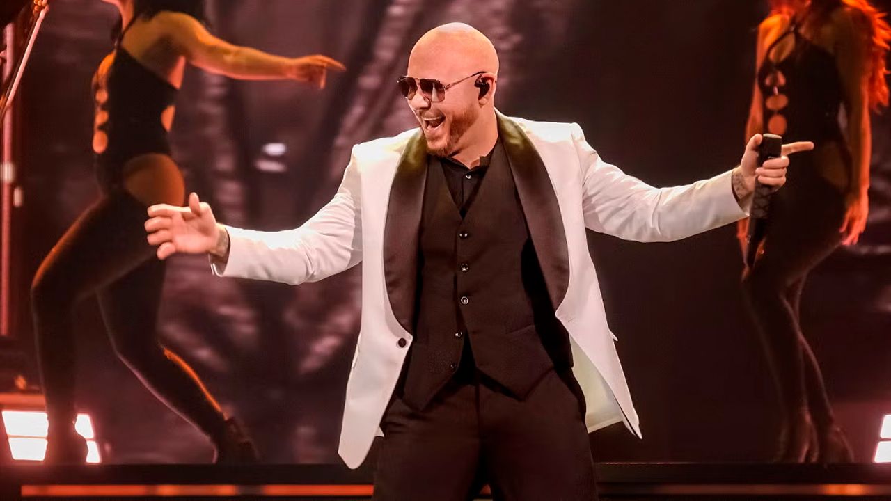 Pitbull buscará récord de calvas en Londres