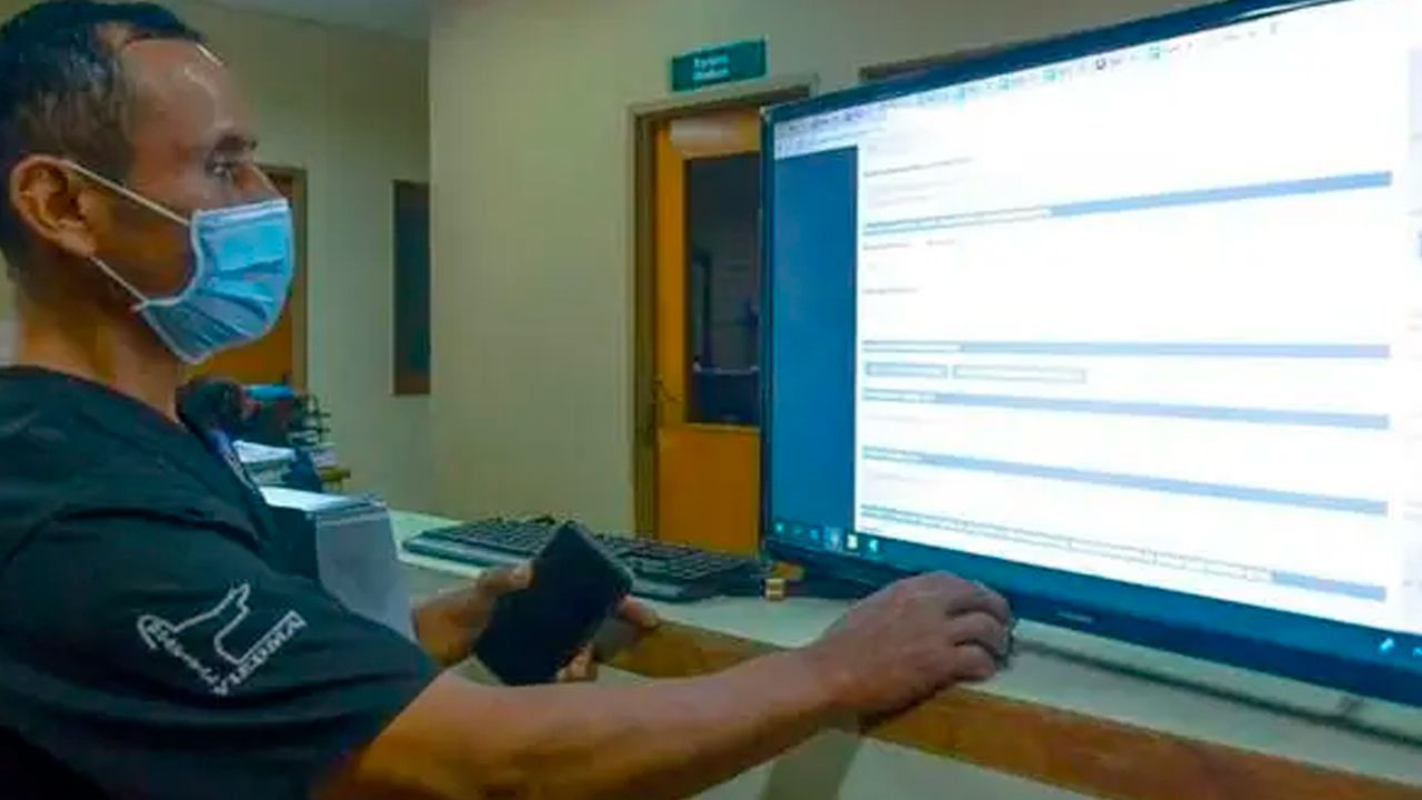 Salud lanza plataforma digital para reducir filas y optimizar citas médicas en Bolivia