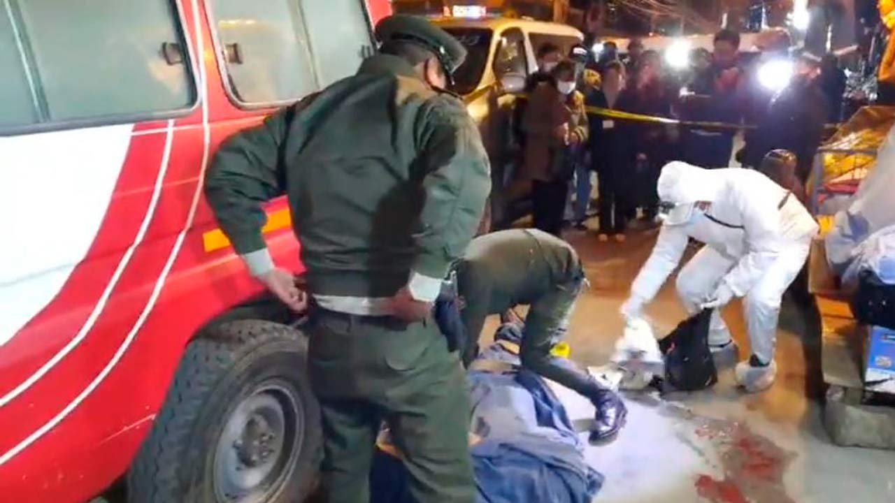 Trágico incidente en Oruro: Hombre pierde la vida tras ser apuñalado en la vía Pública