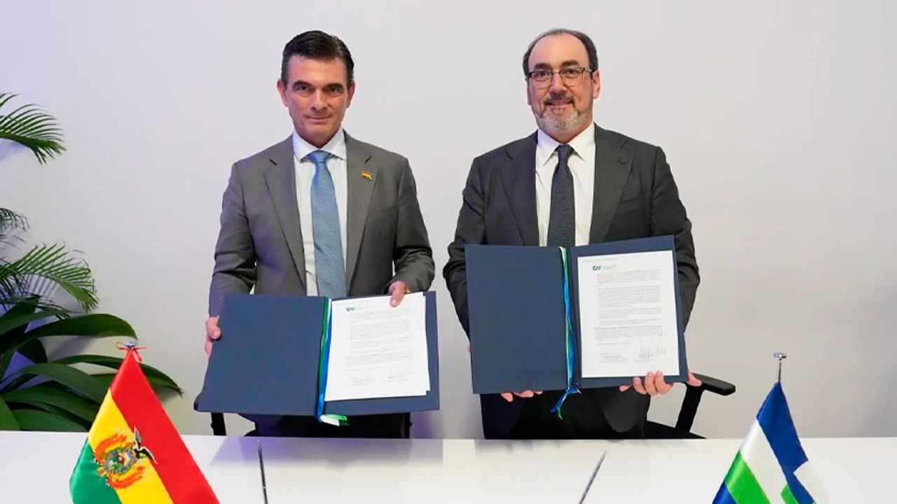 Sergio Díaz se reúne con Rodrigo Paz en  Palacio
