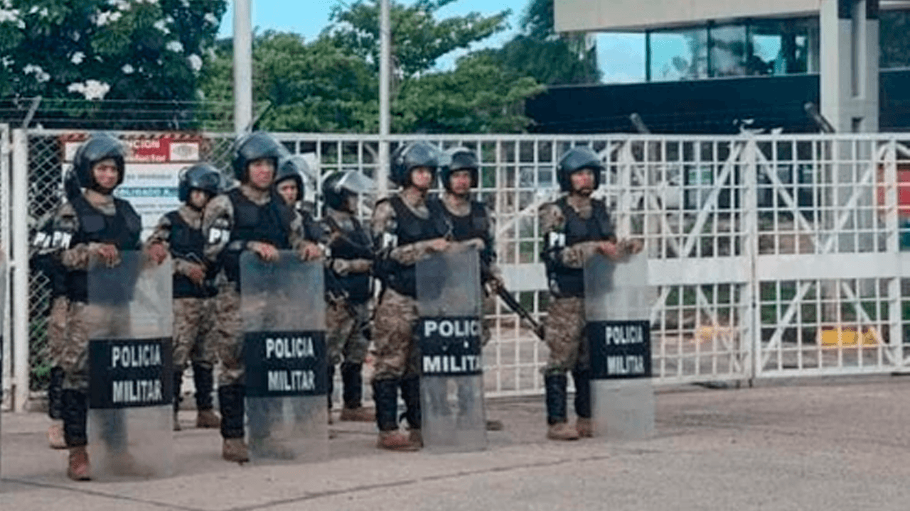 Paz militariza YPFB y denuncia sabotaje en la calidad de la gasolina 
