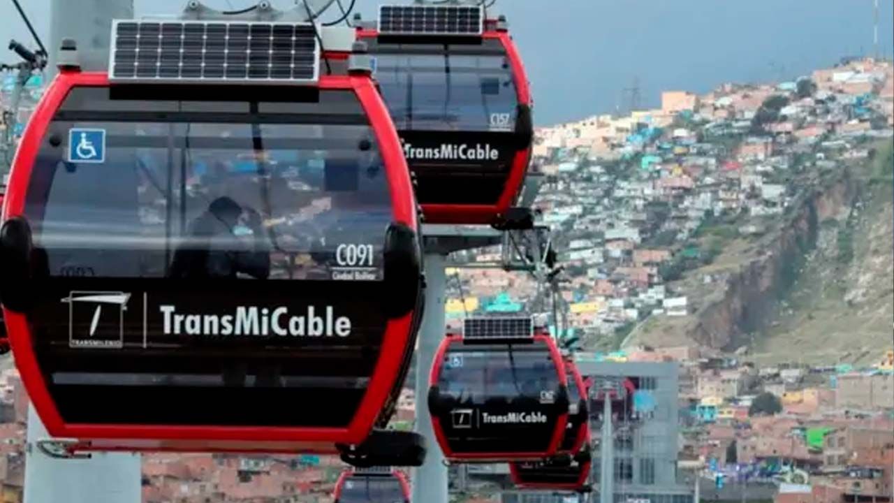 Mi Teleférico vuelve a recibir billetes de la serie B tras disposición del BCB