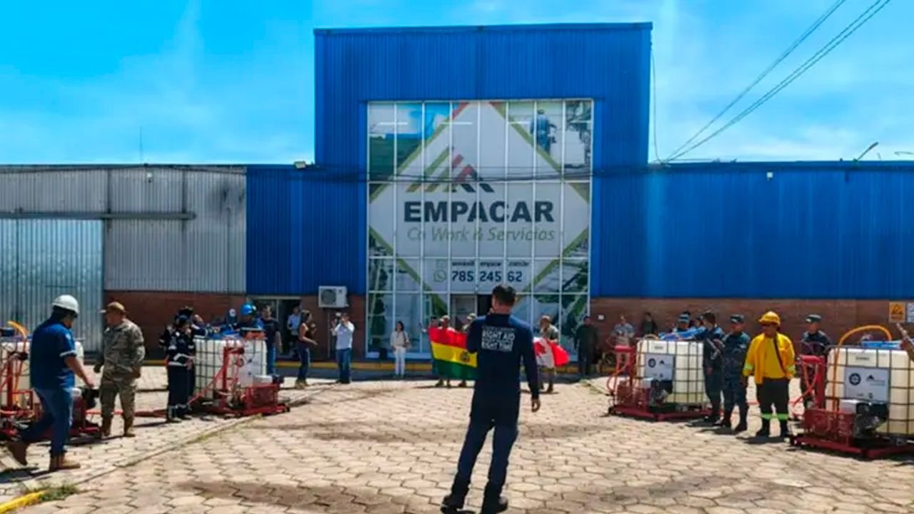 Donan equipos para fortalecer a bomberos voluntarios