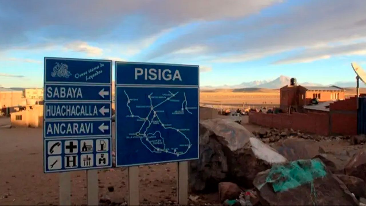 Detienen a dos menores con vehículo robado en la frontera de Pisiga