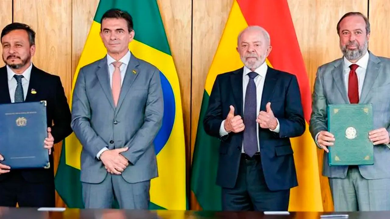 Lula plantea ampliar inversiones gasíferas con Bolivia tras diálogo con Paz
