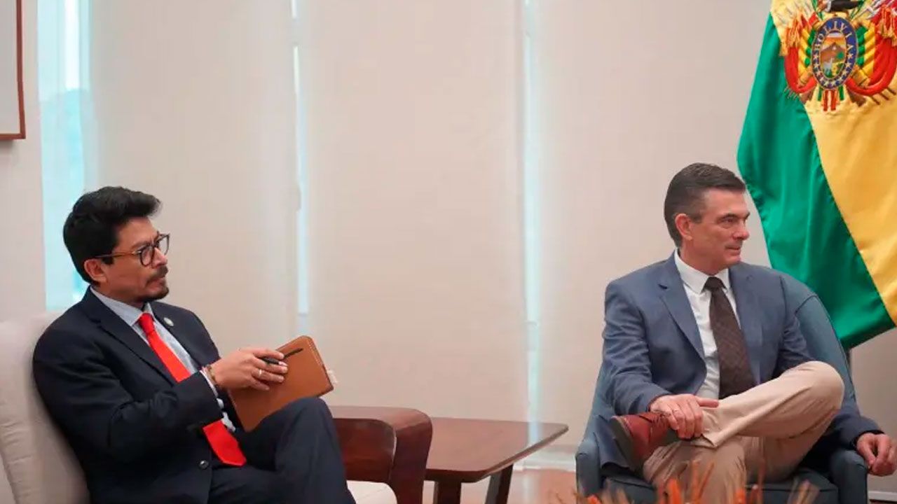 Gobierno reconfigura la Cancillería con enfoque en inversiones extranjeras