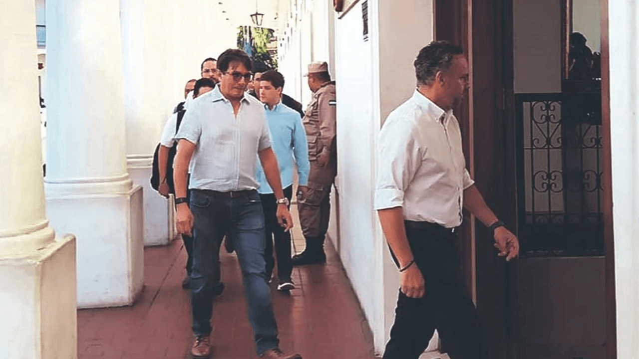 Sin avances en la transición de la Alcaldía cruceña