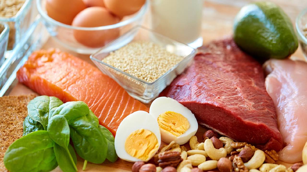 Las dietas ricas en proteínas con poca grasa y de origen vegetal son las mejores para bajar de peso
