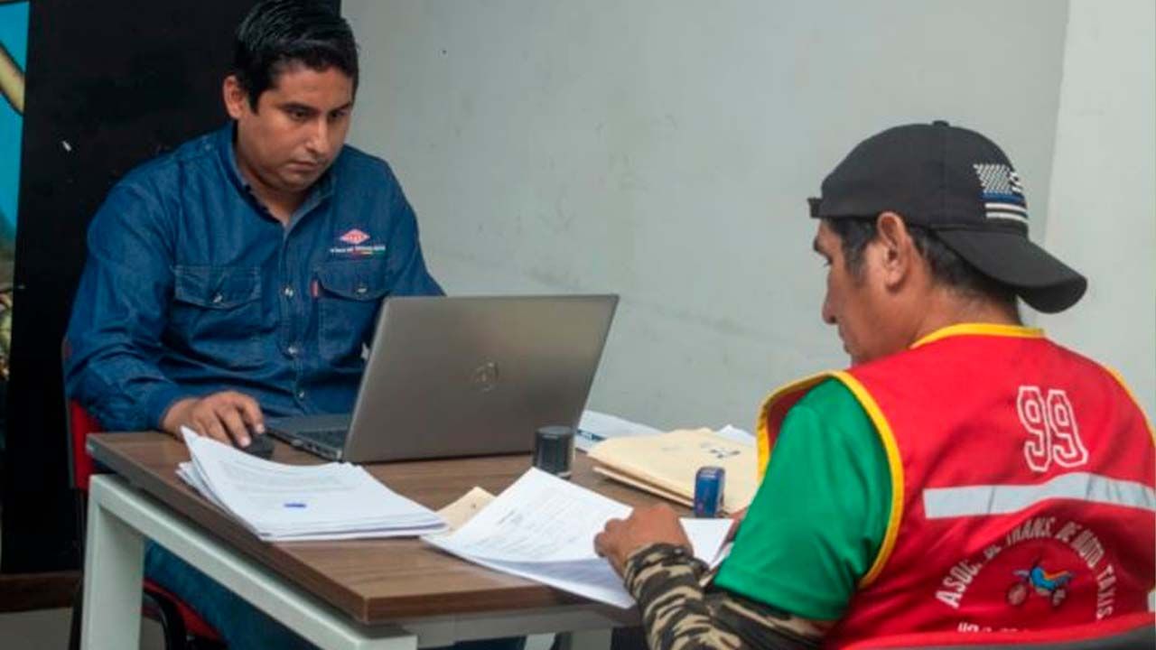 Más de 5.000 vehículos reciben compensación por gasolina desestabilizada en Bolivia