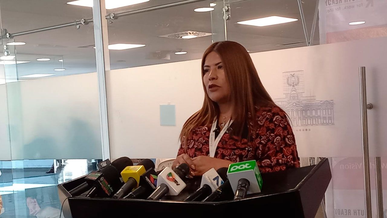 Diputada Pinto critica reprogramación de sesión legislativa dispuesta por Lara