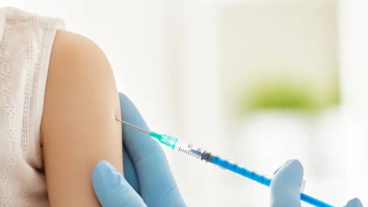 Vacunación contra la influenza toma impulso con alta asistencia en centros de salud