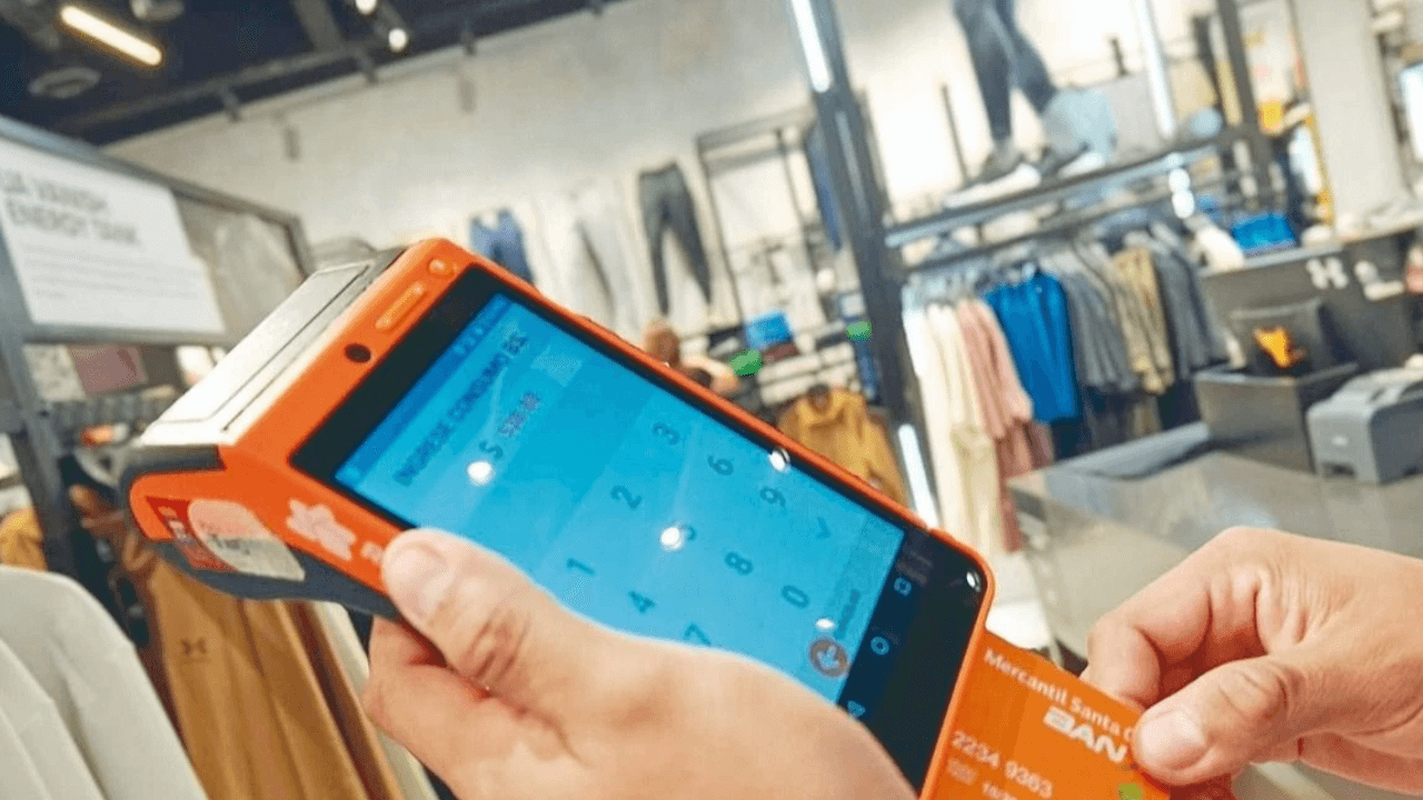 Bancos esperan norma para habilitar compras online con tarjetas