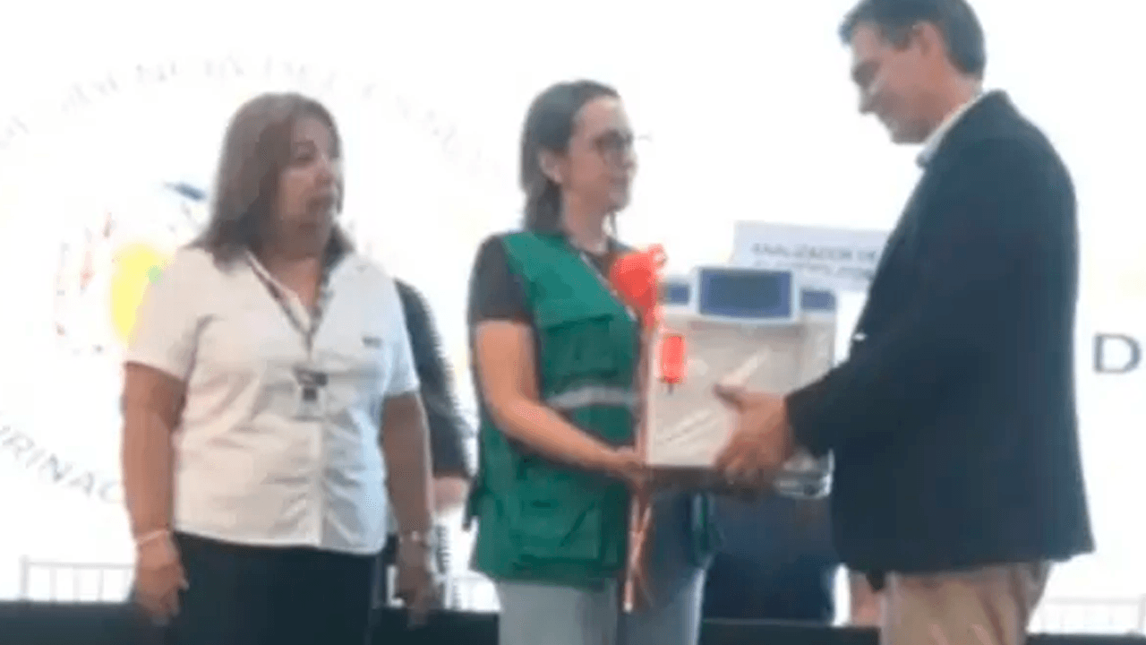 Gobierno Refuerza Red de Laboratorios con Nueva Tecnología Médica