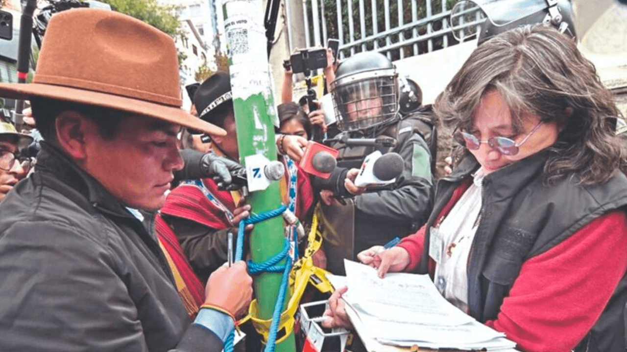La Paz inicia transición a la Gobernación bajo anuncios de auditoría y denuncias de opacidad