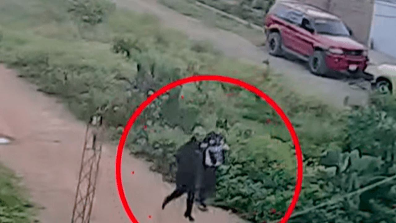 Cochabamba: Aprehenden a un  hombre por robo de Bs 300 mil y hallan droga durante su captura