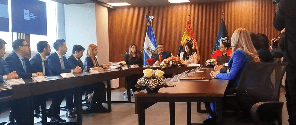 Se funda la cámara empresarial binacional bolivia – el salvador y presentan a su directorio
