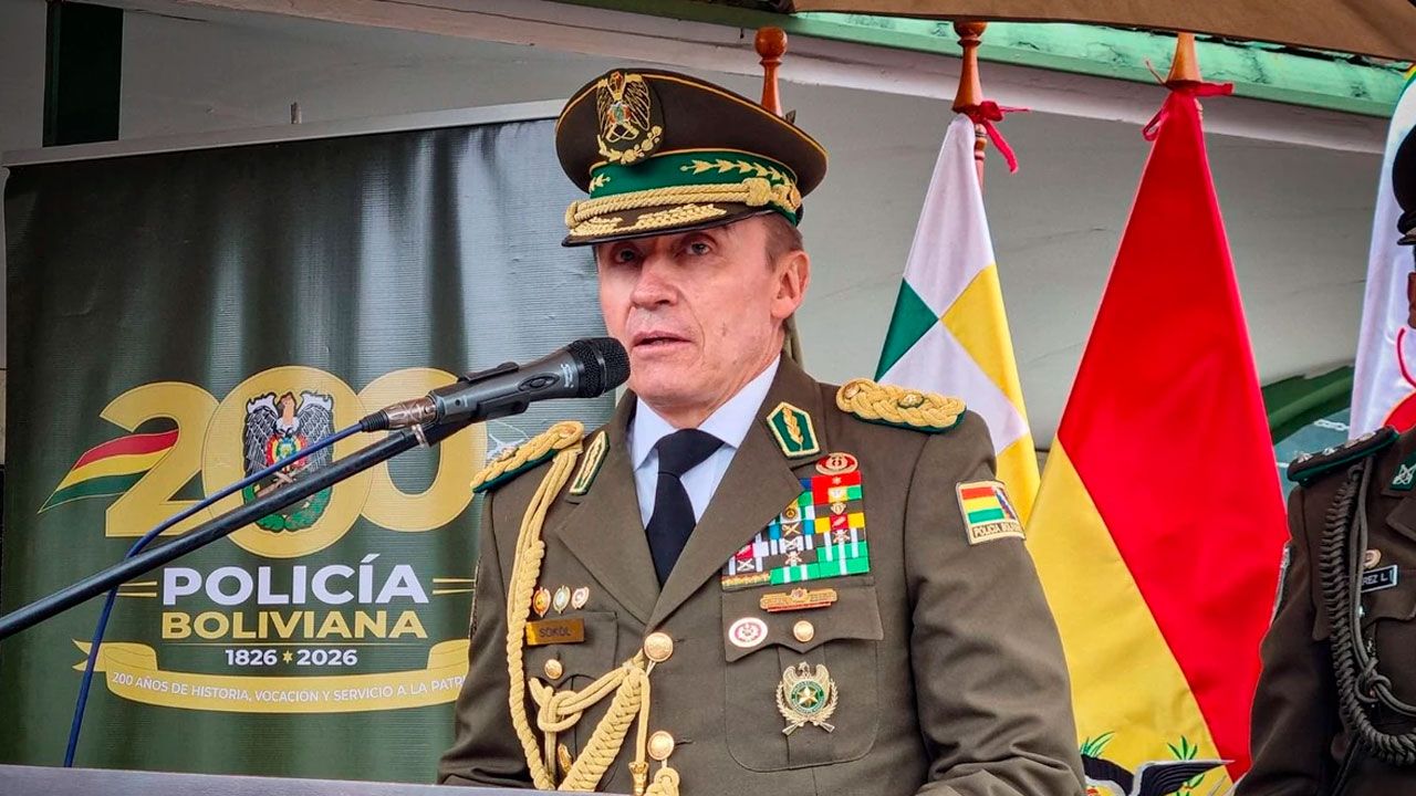 Emiten orden de aprehensión contra capitán por no reportar caso de maletas en Viru Viru