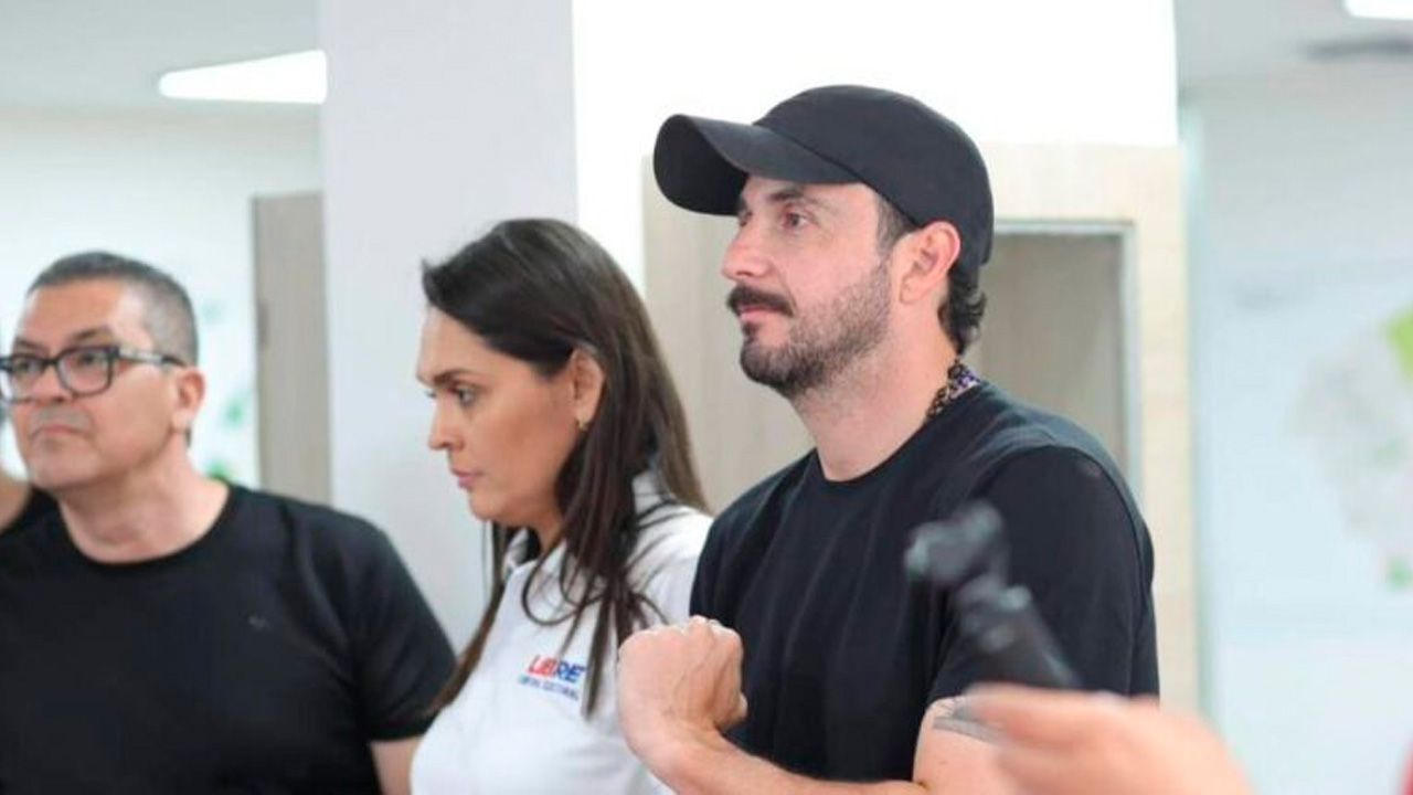 Gobernador electo Juan Pablo Velasco anuncia reestructuración y pausa administrativa en Santa Cruz