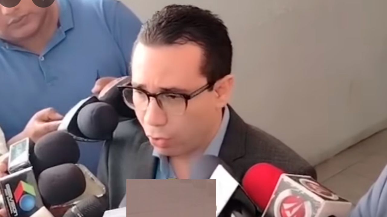 Fiscal afirma que exedecán ofreció dádivas en caso maletas