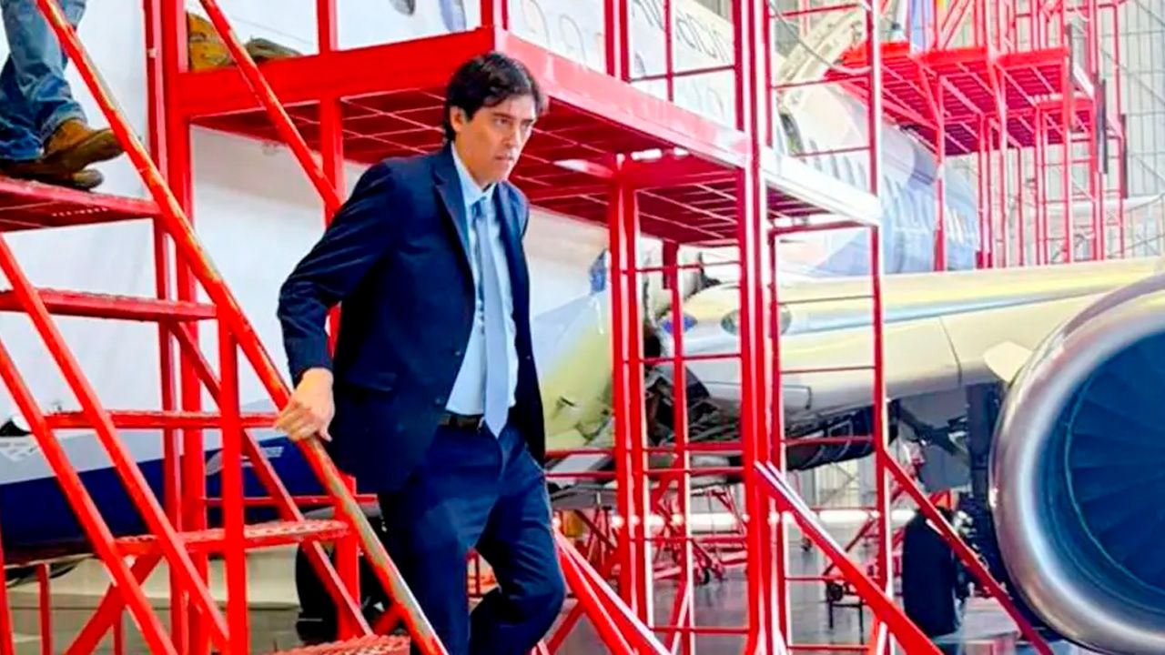 Ministro Mauricio Zamora confirma su asistencia a interpelación por el siniestro del avión militar en El Alto