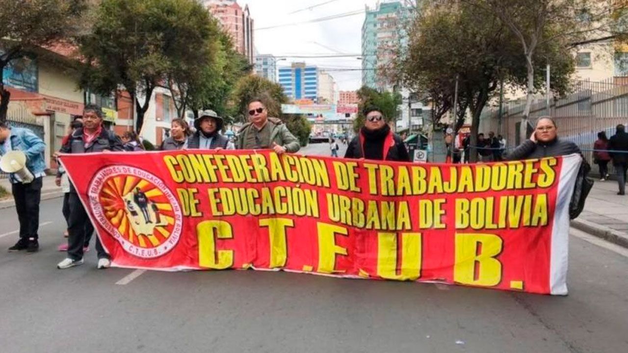 Magisterio advierte con radicalizar protestas y defender la educación fiscal