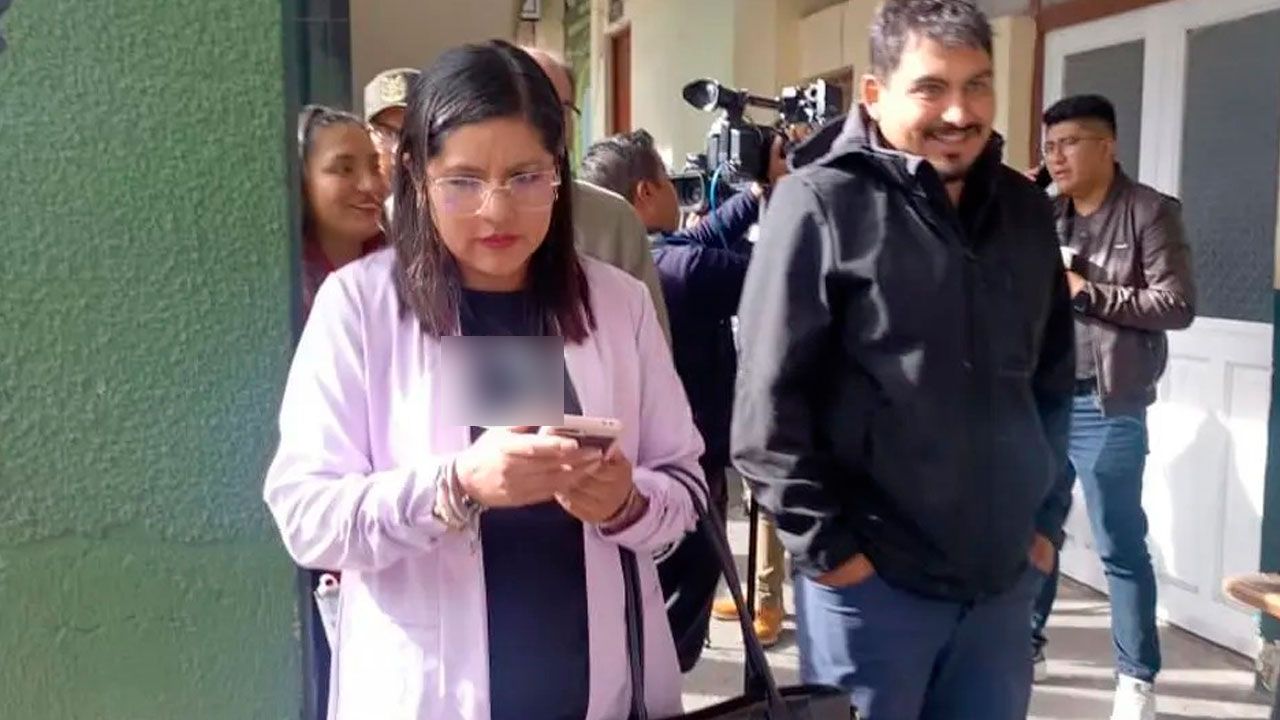 Diputada de Libre declara en la Felcc por denuncia sobre la calidad de la gasolina 