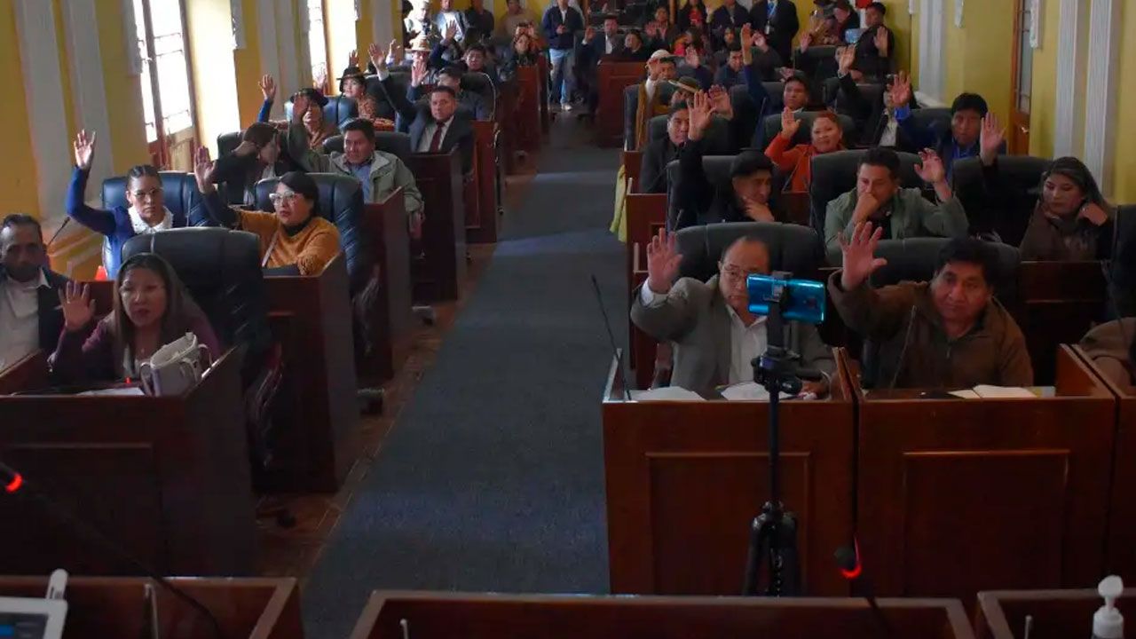 Se retrasa posesión de Luis Revilla como gobernador de La Paz por falta de directiva en la Asamblea 