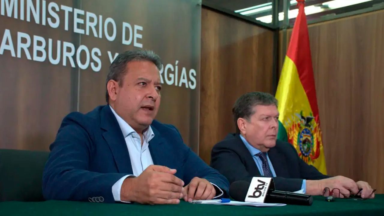 YPFB habilitará líneas telefónicas y reportes diarios para transparentar el despacho de combustible