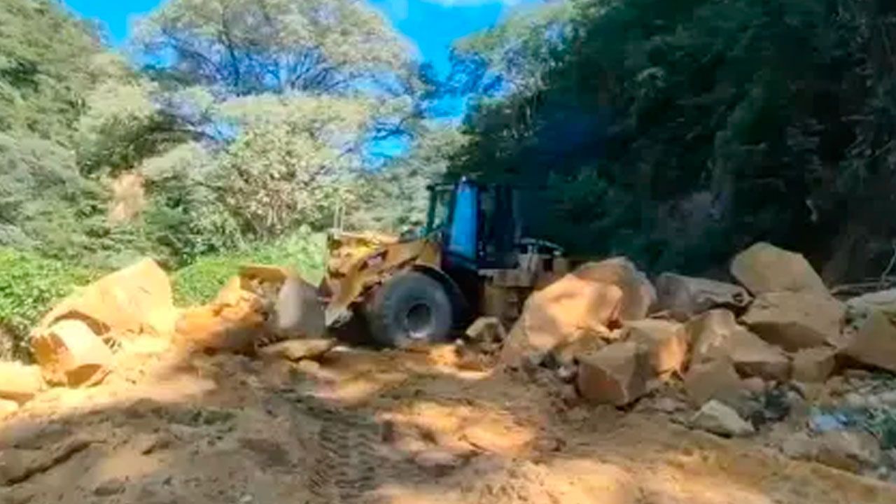 Derrumbes obligan al cierre indefinido del tramo La Angostura – Samaipata