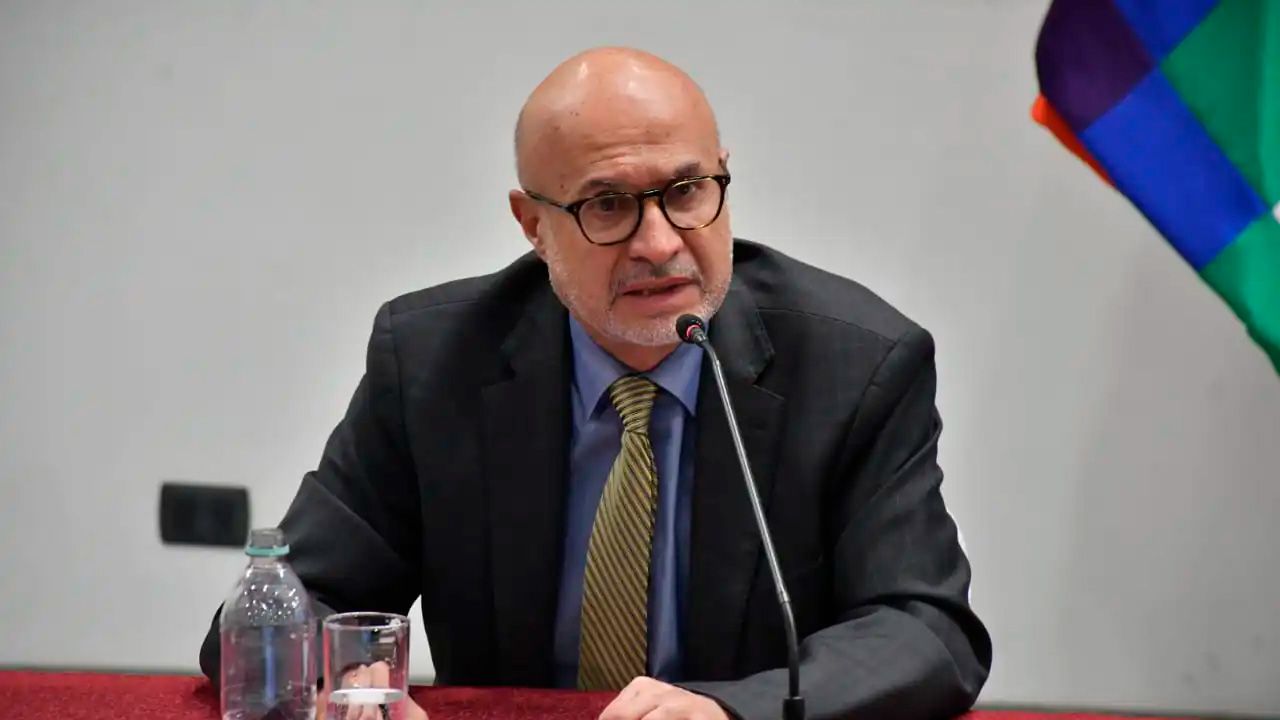 Gobierno pide fin a la “cultura del bloqueo” y convoca a mesas de diálogo responsables