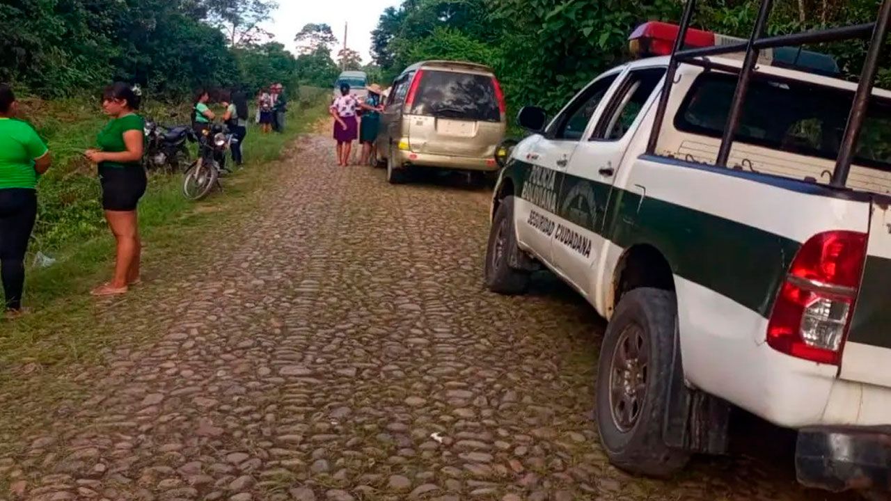 Hallan a un hombre muerto, esposado y con un disparo en la cabeza en el trópico de Cochabamba