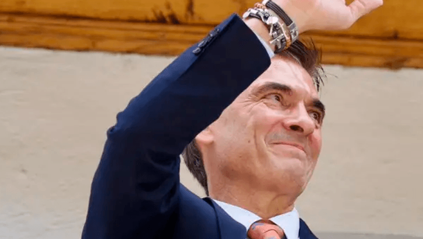 Paz cumple seis meses de gobierno en medio de bloqueos y conflictos sociales en el país
