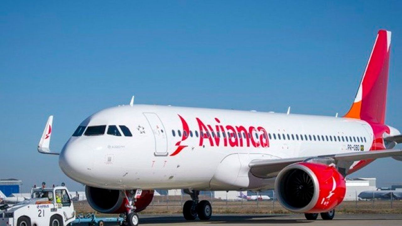 Avión de avianca aterriza de emergencia en viru viru tras complicación médica a bordo